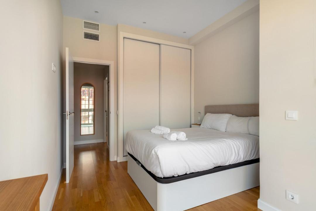Bright With Views - 2Bd 1Bth- Av America マドリード エクステリア 写真