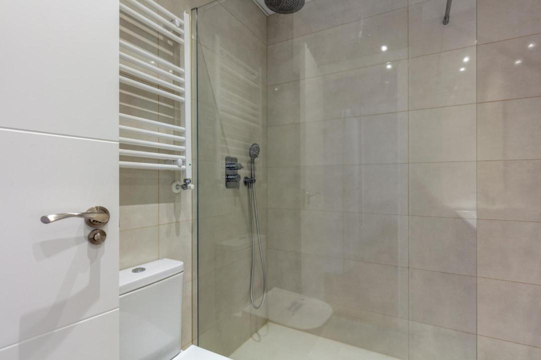 Bright With Views - 2Bd 1Bth- Av America マドリード エクステリア 写真